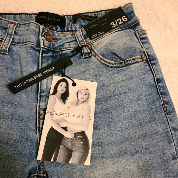 Kendall & Kylie The Ultra Babe Skinny Jean 3/26 - Picture 5 of 5